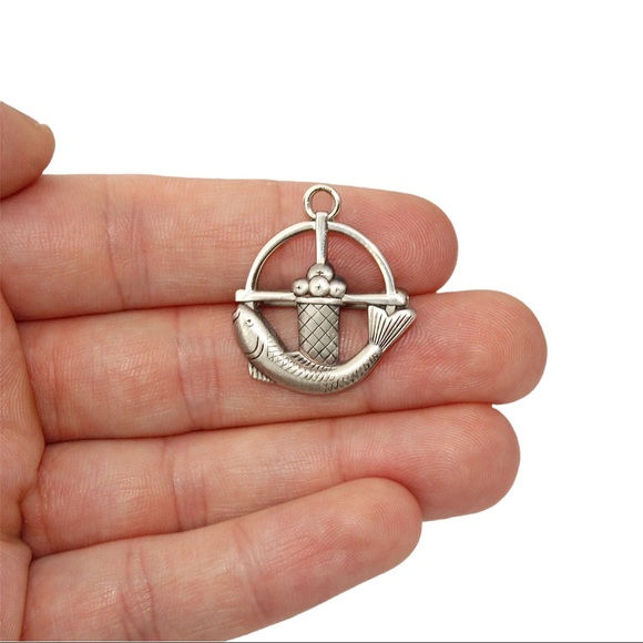 Vintage Creed Sterling Silver Fish & Bread Loaves Brooch Pin / Necklace Pendant - Picture 4 of 4